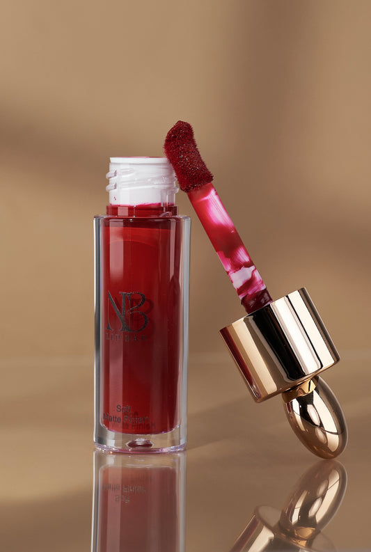 BURGUNDY BADDIE // LIP STICK